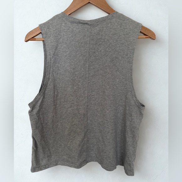 Prana Women’s Pride Organic Heather Gray Graphic Sleeveless Tee Size Large - Picture 2 of 4